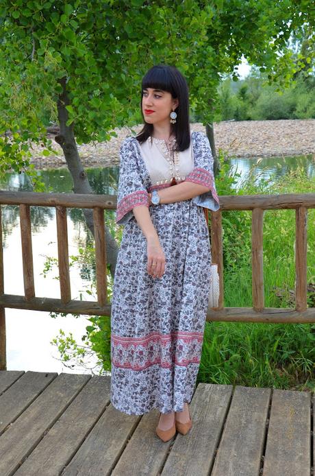 Maxi vestido tribal con caracolas Maxi vestido tribal con caracolas
