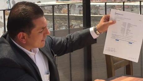 Más denuncias: Secretaría de Salud favoreció a empresas de Gabo Salazar