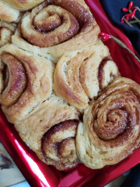 Pan de canela. Cinnamon swirl bread. Masa, relleno, brioche, desayuno, merienda, postre. Horno. Roll. Cuca Pan de canela. Cinnamon swirl bread. Masa, relleno, brioche, desayuno, merienda, postre. Horno. Roll. Cuca