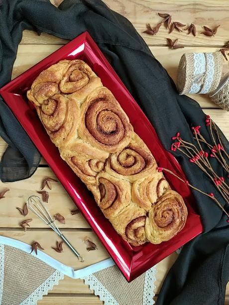 Pan de canela. Cinnamon swirl bread. Masa, relleno, brioche, desayuno, merienda, postre. Horno. Roll. Cuca Pan de canela. Cinnamon swirl bread. Masa, relleno, brioche, desayuno, merienda, postre. Horno. Roll. Cuca