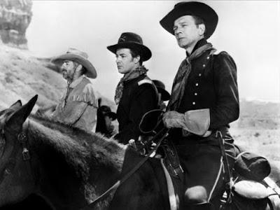 ENTRE DOS JURAMENTOS (The flags west) (USA, 1950) Western