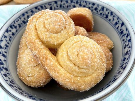 sugar palmiers palmiers palmier cookies palmeritas con azúcar palmeritas caseras palmeras con azucar mascarpone cheese cookies home made cookies galletas fáciles galletas de mascarpone galletas de mantequilla galletas danesas galletas cortar y hornear galletas con queso galletas caseras easy cookies cookies cookie palmiers baking  