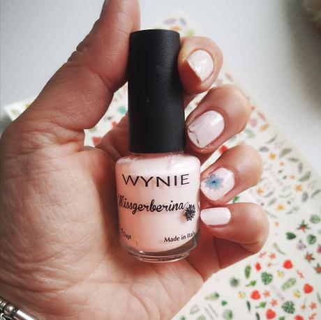 Novedades de BPS: Manicura y maquillaje