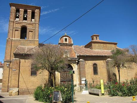 turismo de cercanía en Palencia, iglesia de Saldaña