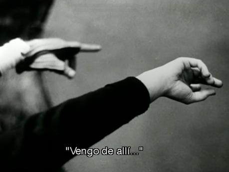 El cine profético de '12 Monos' y la lucidez de un Brad Pitt demente El cine profético de '12 Monos' y la lucidez de un Brad Pitt demente