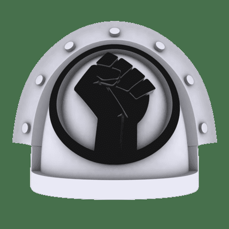 Hombreras y d20s por el #blacklivesmatter Hombreras y d20s por el #blacklivesmatter