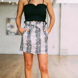 Falda De Lapiz Con Tenis