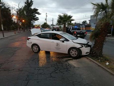 Trabajador del Ayuntamiento presuntamente alcoholizado choca en auto oficial