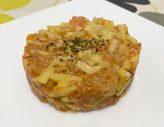 Tartar de salmón y manzana a la mostaza