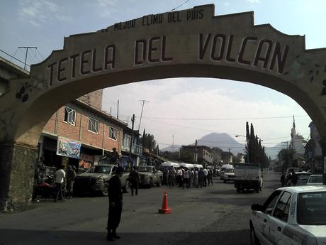 Faldas Del Volcan Iztaccihuatl