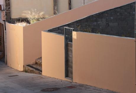 El Ayuntamiento comienza una campaña de eliminación de pintadas y grafitis en el Rañadero y el Casco Antiguo