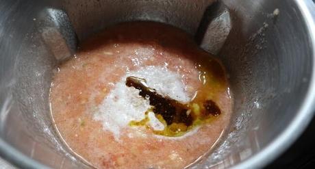 Echar el resto de los ingredientes y lo movemos bien para que se mezcle