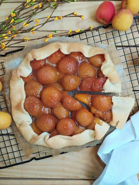 Galette de albaricoques. Postre de temporada, fruta, rápido fácil, rico sencillo Horno Canela, avena Cuca Galette de albaricoques. Postre de temporada, fruta, rápido fácil, rico sencillo Horno Canela, avena Cuca