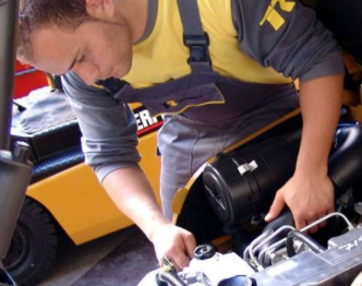 Carretillas TR explica cómo los servicios posventa generan beneficios a empresas del sector logístico Carretillas TR explica cómo los servicios posventa generan beneficios a empresas del sector logístico