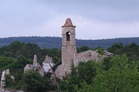 9 planes qué hacer en las Montañas de Prades pueblo abandonado la mussara