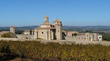 9 planes qué hacer en las Montañas de Prades ruta del cister monasterio poblet