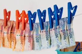 Paraísos fiscales: el emérito, Díaz Ayuso, residencias… Paraísos fiscales: el emérito, Díaz Ayuso, residencias…