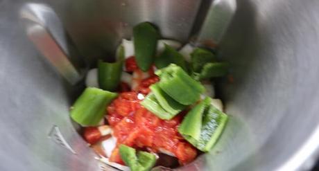 Guiso de Costilla con Patata en Mambo Picar las verduras para el guiso