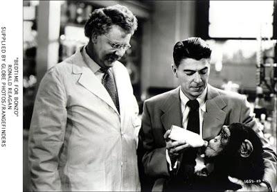 HORA DE DORMIR, BONZO (HORA DE ACOSTARSE PARA BONZO) (Bedtime for Bonzo) (USA, 1951) Comedia