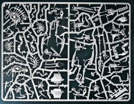 Presentación de la caja básica de W40K 9ª ed (Parte I)