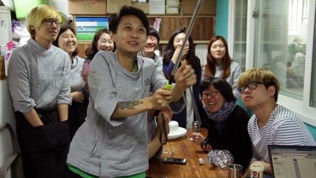 A corner shop (Lee Suk-gyung)