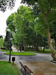 4.232 - CAMINA UN POCO...