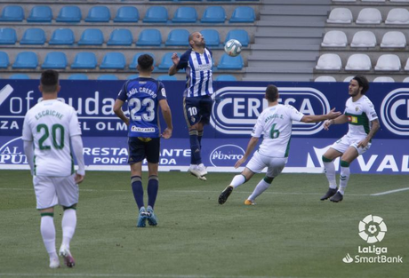 La Deportiva Ponferradina da un paso de gigante para consolidar su puesto en la Liga SmartBank