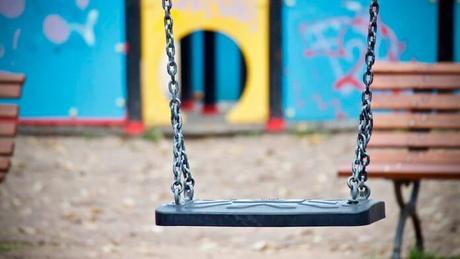 Los niños podrán volver a jugar en las zonas infantiles este lunes Los niños podrán volver a jugar en las zonas infantiles este lunes