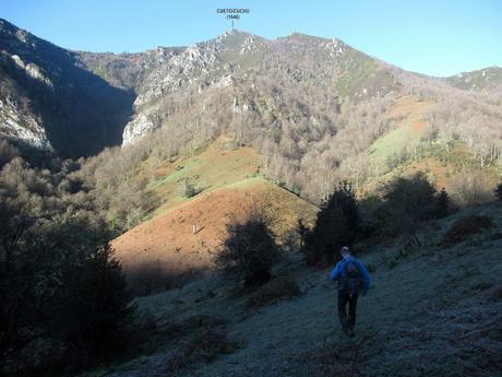 Por el monte Llaímu: Penoba-Felgueru-L´Árbol-Refierros-La Verdasca-Valsemana