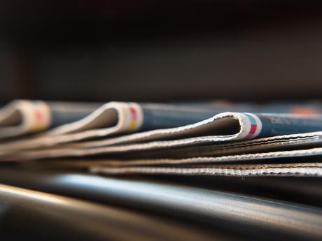 La mitad de los españoles recibe 