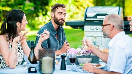 Barbacoas de piedra volcánica: solución para una parrillada de ‘verdad’ en la terraza