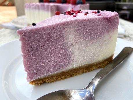 yogurt mousse cake tarta mousse tarta facil tarta de yogur tarta de mousse de frutas tarta de frambuesas tarta de arándanos soft cake raspberry mousse pretty cake no bake mousse cake fancy cake easy dessert easy cake blueberry mousse cake blueberry mousse  