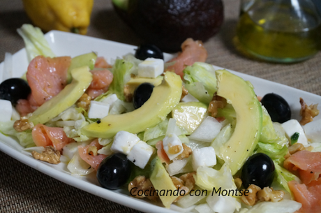 Ensalada de salmón y aguacate