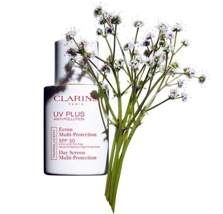 La Hidratación y Protección que la Piel Necesita en Verano By Clarins uvplus-anti-pollution-ecran-multi-protection-spf50-sanicula-bio