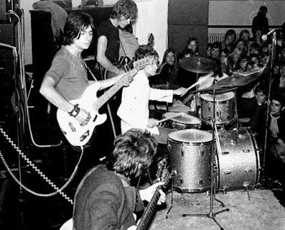 Efemérides del Rock y Heavy Metal: Qué pasó un 22 de Junio Efemérides del Rock y Heavy Metal: Qué pasó un 22 de Junio