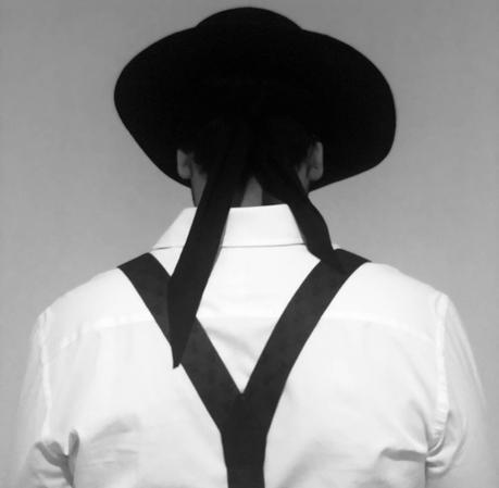 19 novelas escritas y ninguna firmada: Juanegro literario se rebela “En un mundo de locos”