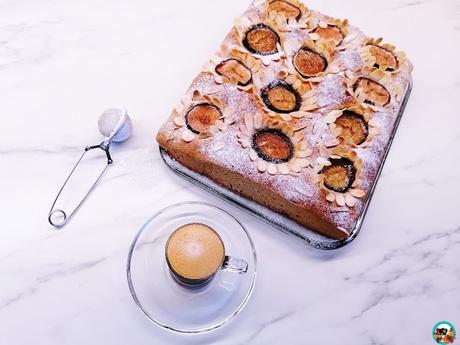 Coca de girasoles de higos y almendras