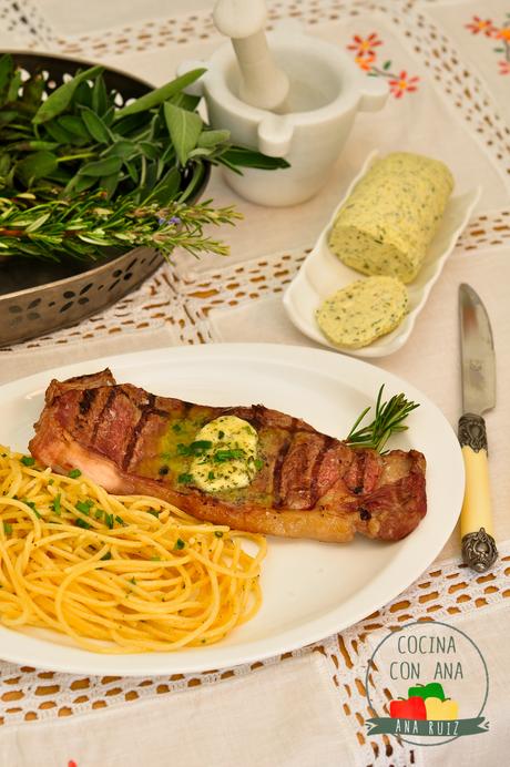 MANTEQUILLA DE HIERBAS PARA AROMATIZAR CARNES O PESCADOS MANTEQUILLA DE HIERBAS PARA AROMATIZAR CARNES O PESCADOS