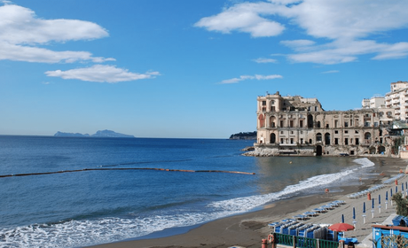 Las mejores playas en Nápoles, Italia