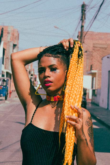 Racismo, machismo y violencia en el single MARCAPERÚ de Yanna