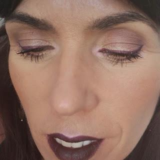 Reseña de la paleta Platinum (Cuttie Palette) de Nabla: Info, swatches y 3 looks con ella Reseña de la paleta Platinum (Cuttie Palette) de Nabla: Info, swatches y 3 looks con ella