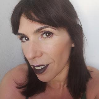 Reseña de la paleta Platinum (Cuttie Palette) de Nabla: Info, swatches y 3 looks con ella Reseña de la paleta Platinum (Cuttie Palette) de Nabla: Info, swatches y 3 looks con ella