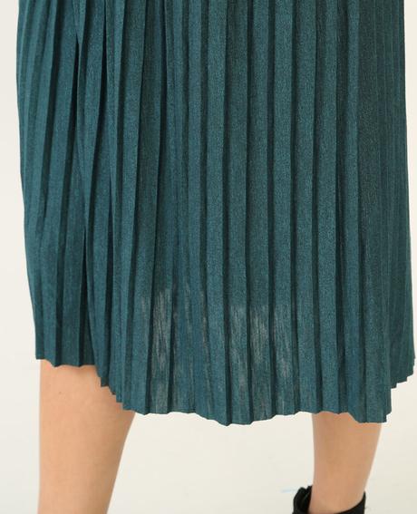 Combinar Falda Plisada Midi Verde