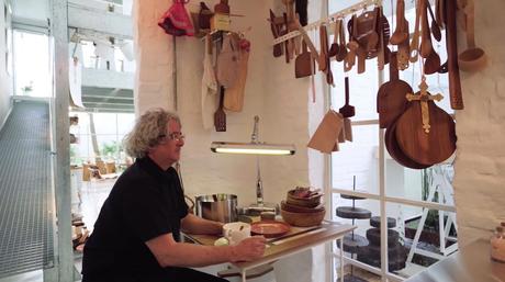 En San Telmo, la casa de metal y laboratorio experimental del diseñador Julio Oropel En San Telmo, la casa de metal y laboratorio experimental del diseñador Julio Oropel