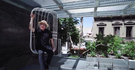 En San Telmo, la casa de metal y laboratorio experimental del diseñador Julio Oropel En San Telmo, la casa de metal y laboratorio experimental del diseñador Julio Oropel