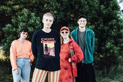 Porridge Radio - Sweet (2020)