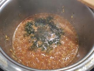 RISOTTO CON ESPIRULINA Y GAMBAS DE MALAGA RISOTTO CON ESPIRULINA Y GAMBAS DE MALAGA