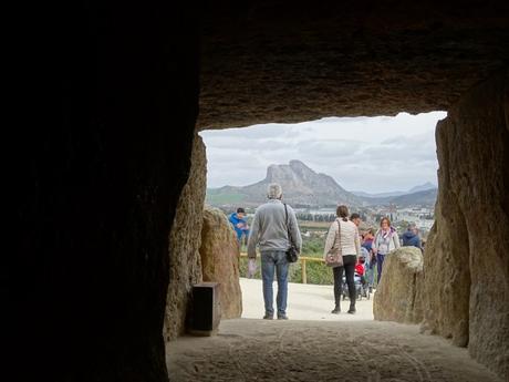 El Sitio de los Dólmenes de Antequera, el Stonehenge español El Sitio de los Dólmenes de Antequera, el Stonehenge español