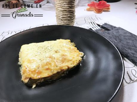 Lasaña de calabacín con bechamel saludable