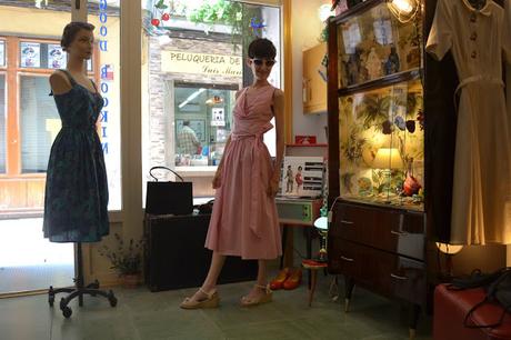 BLOGSSIPGIRL TE PRESENTA: VIVE EL GLAMOUR DE LOS AÑOS 50, VIVE LA MODA ATEMPORAL DE EL TUPE ASESINO